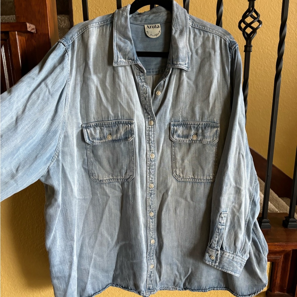 Arula chambray shacket/top size B